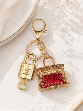 Authentic Louis Vuitton Gold Padlock & Key 🔒 LV Bag Charm Unbranded Keychain